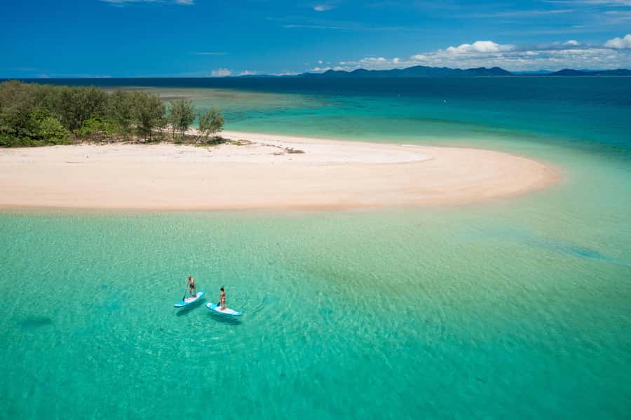 Cairns: Frankland Islands Great Barrier Reef Tour - A fresh buffet lunch on the beach