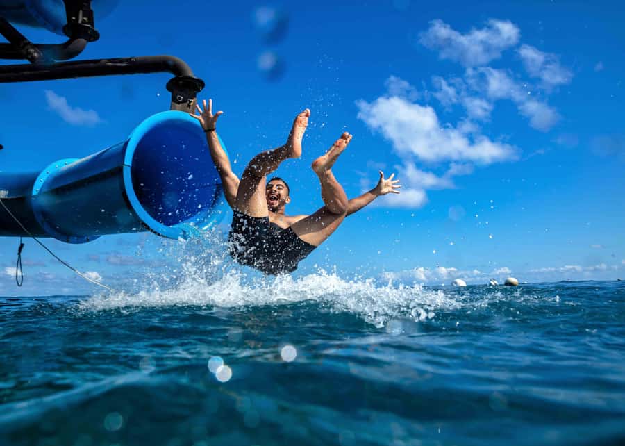 Cairns: Great Barrier Reef and Fitzroy Island Boat Tour - Fitzroy Island: two hours to walk, swim, or do very little