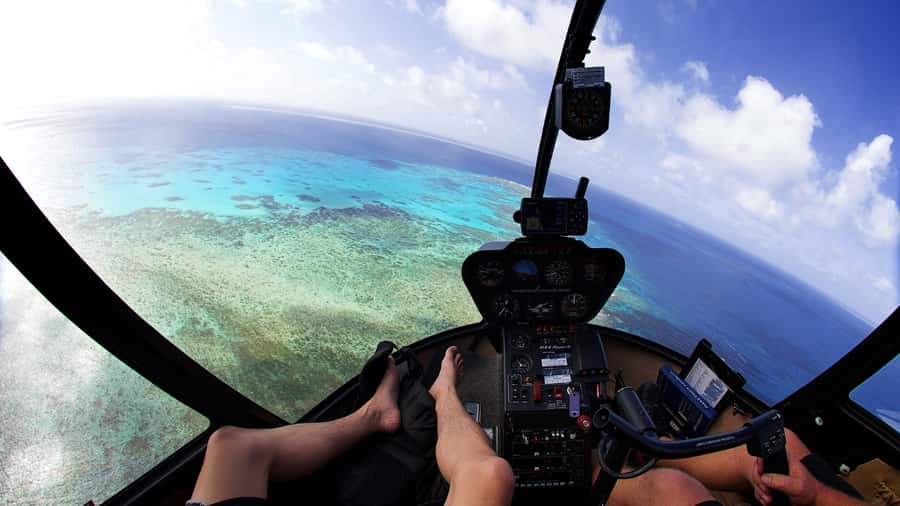 Cairns: Great Barrier Reef Cruise & Scenic Helicopter Flight - The 80-minute run to the outer reef