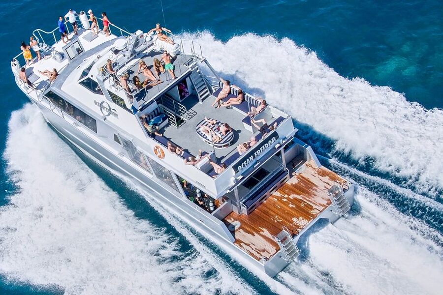 Cairns: Outer and Coral Cay Snorkel and Dive Cruise - Practical preparation for the water