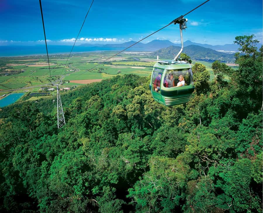 Cairns: Skyrail, Kuranda, and Rail Tour with Hotel Transfers - One day, two very different rainforest rides