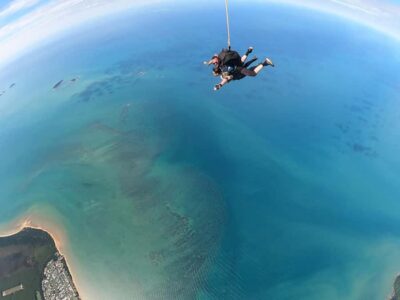 Cairns: Tandem Skydive