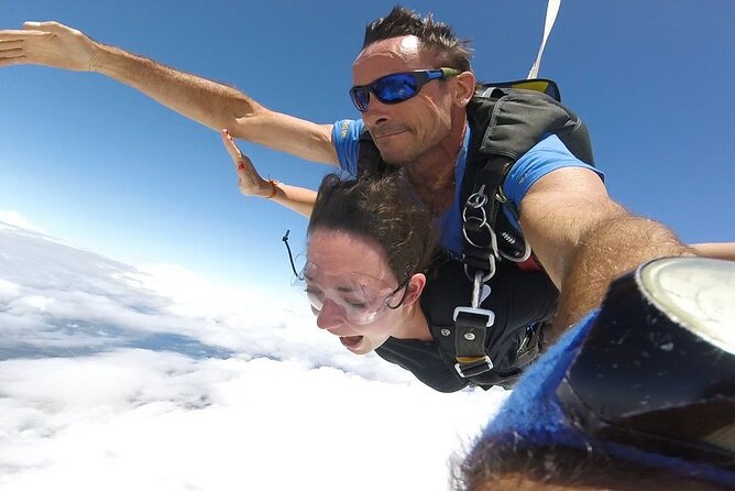 Cairns: Tandem Skydive Experience over Reef & Rainforest - Key points before you book