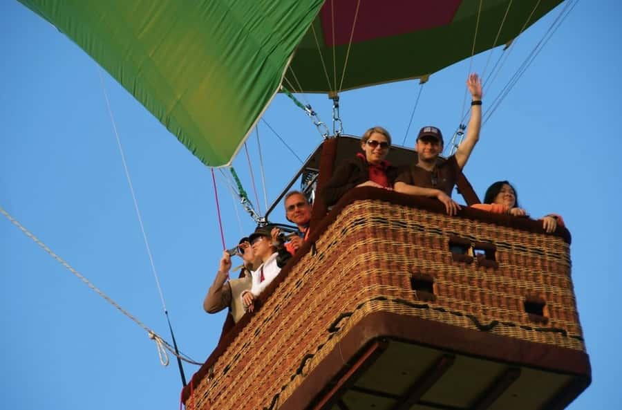 Camden Valley: Sunrise Hot Air Balloon Flight With Breakfast - Key points to know before booking