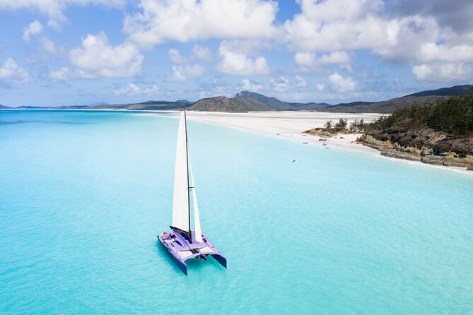 Camira Sailing Adventure through Whitsunday Islands - Starting from Airlie Beach on the Camira