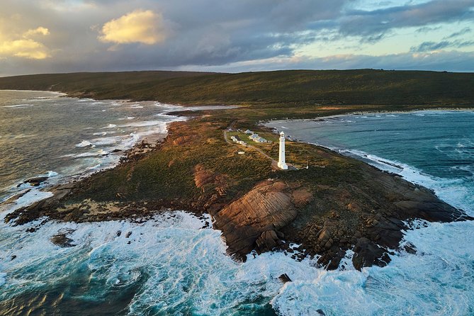 Cape Leeuwin Lighthouse Fully-guided Tour - Key points to know before you climb