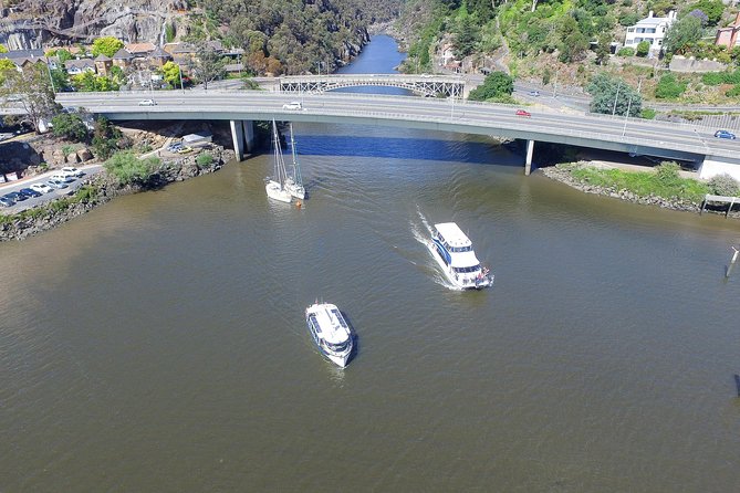 Cataract Gorge Cruise 1:30 pm - A Quiet Way Into Cataract Gorge