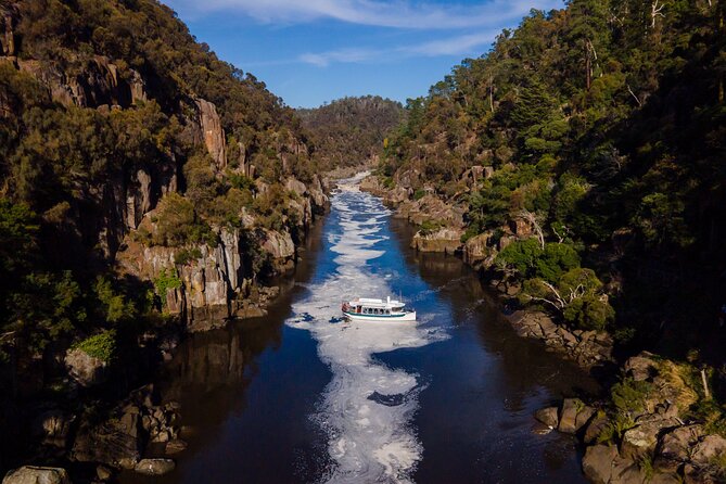 Cataract Gorge Cruise 1:30 pm - A Good Introduction for Families and First-Time Visitors
