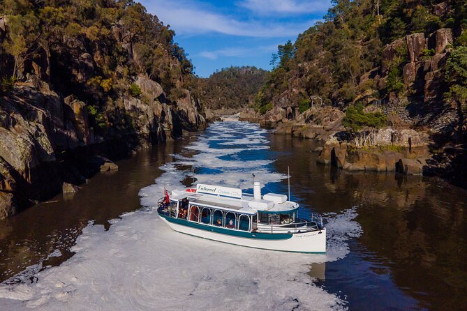 Cataract Gorge Cruise 10:30 am - A quiet start along Launceston’s South Esk River