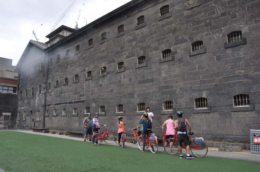 Classic Melbourne Bike tour - Following the Yarra and Melbourne’s green spaces