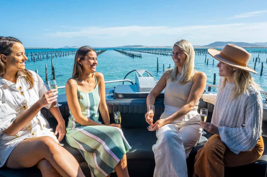 Coffin Bay: Oyster Farm Boat Tour with Wading & 12 Oysters - Meeting at Berth 5 at Coffin Bay Yacht Club