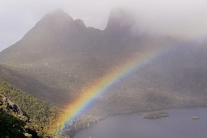 Cradle Mountain OMG! Hobart to Cradle Active Day Trip - Five hours at Dove Lake and Cradle Mountain
