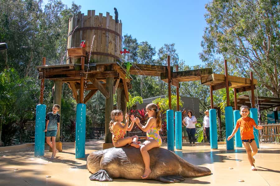 Currumbin Wildlife Sanctuary Entry Ticket - See the Extinction Trail and Outback Springs