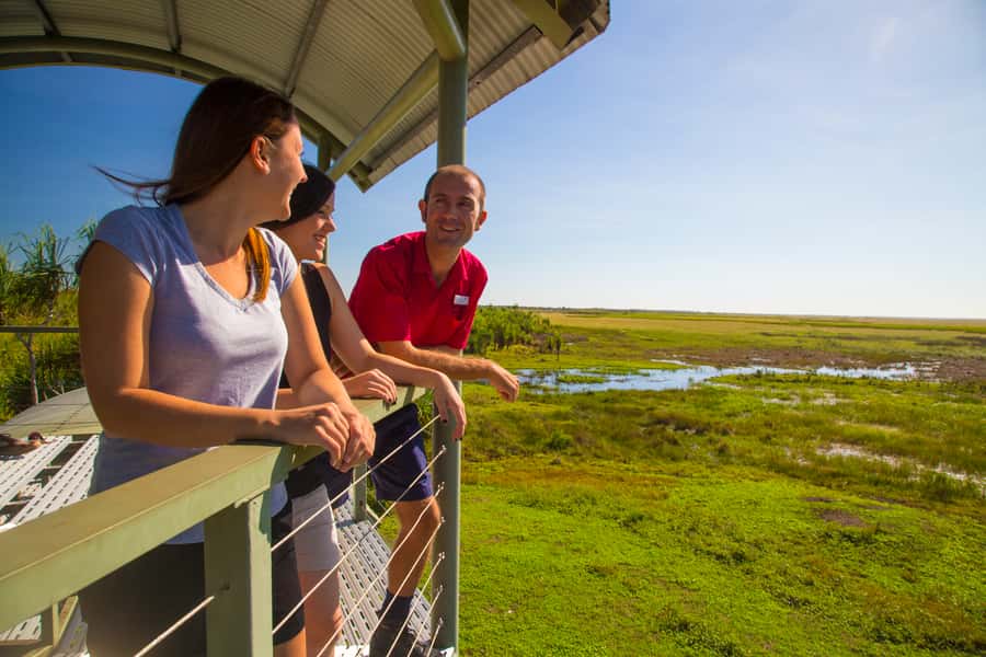 Darwin: Adelaide River Half-Day Jumping Crocs Cruise - Why the coach ride matters
