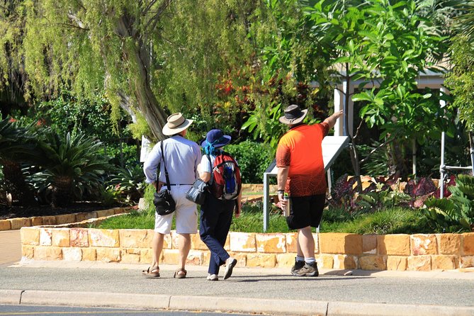 Darwin Heritage Walk - The Administrator’s buildings and early official Darwin