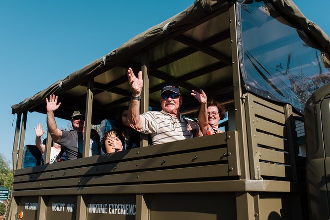 Darwin History and Wartime Experience Tour - The ride, commentary, and group size