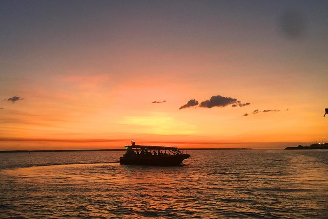 Darwin Sunset Cruise Including Fish 'n' Chips - Dinner arrives via Cullen Bay Beach