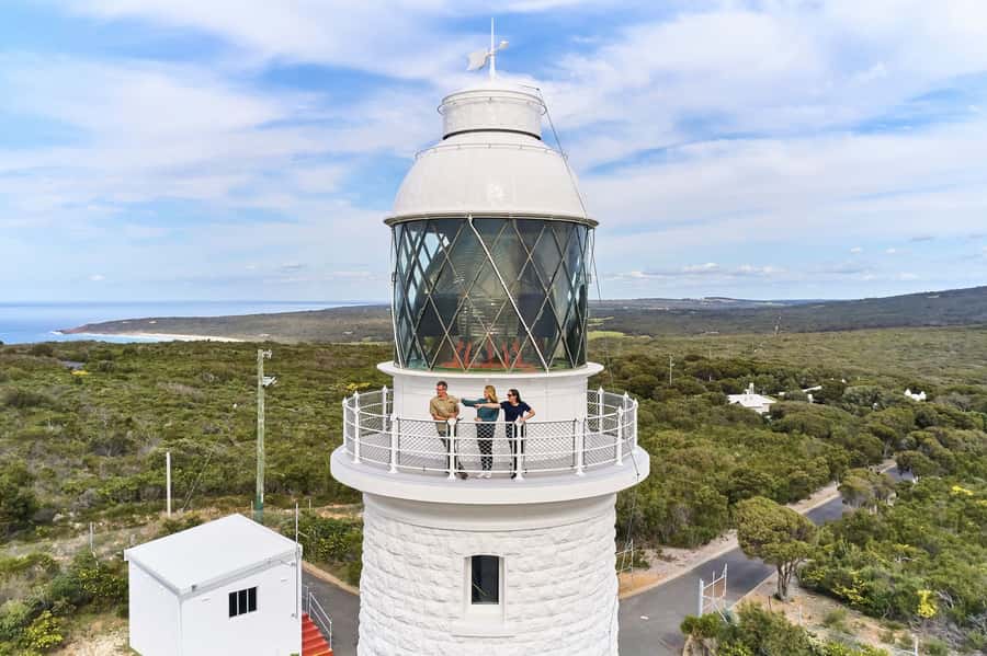Dunsborough: Cape Naturaliste Lighthouse Guided Tour - Who should book this Cape Naturaliste visit?