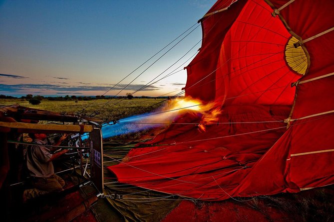 Early Morning Ballooning in Alice Springs - The flight: broad views, soft movement, and burner heat