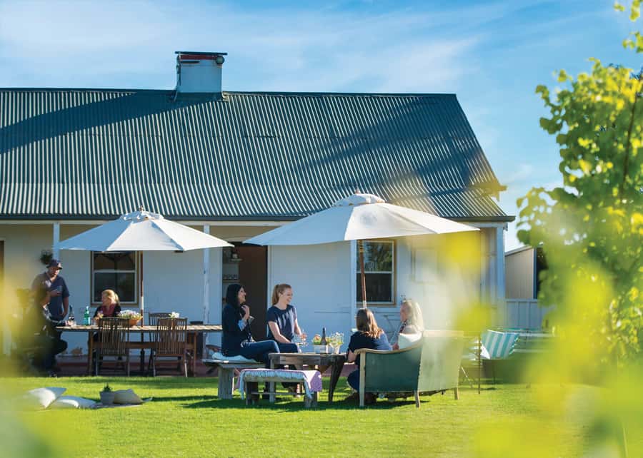 From Adelaide or Barossa: Boutique Barossa Valley Wine Tour - The afternoon stop follows your group’s taste