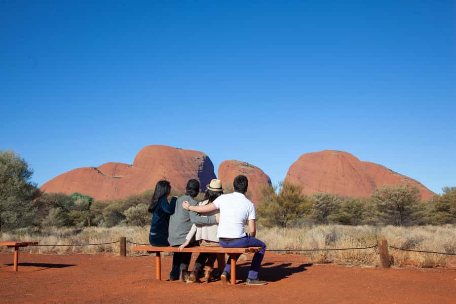 From Alice Springs/Yulara: 2 Day Uluru Kata Tjuta Rock Tour - Sleeping beneath the Red Centre sky