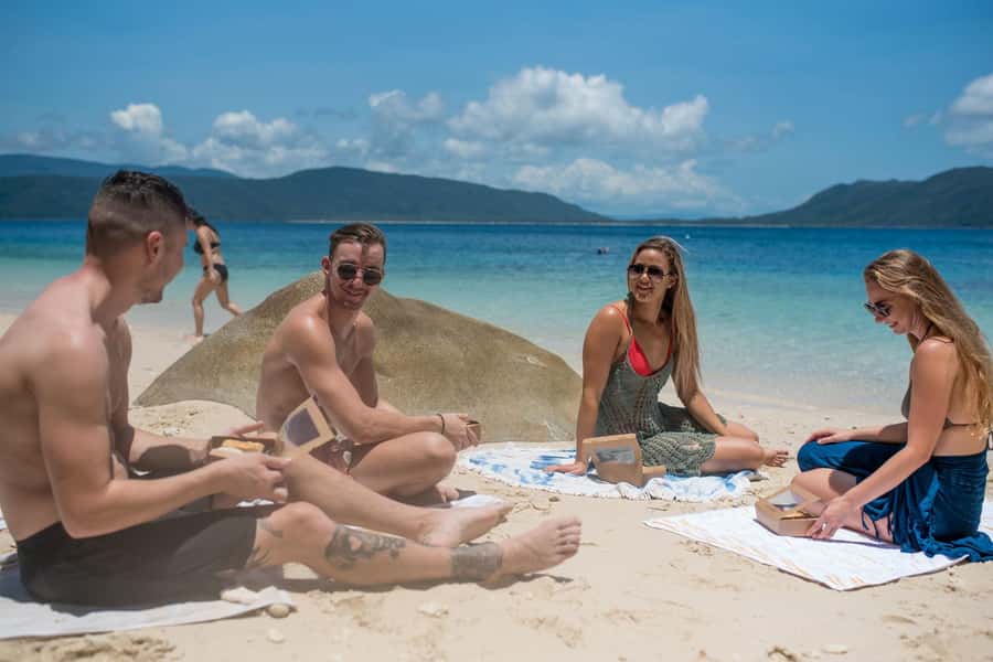 From Cairns: 2 Islands 1 day - Fitzroy & Green Islands - Snorkeling at both islands