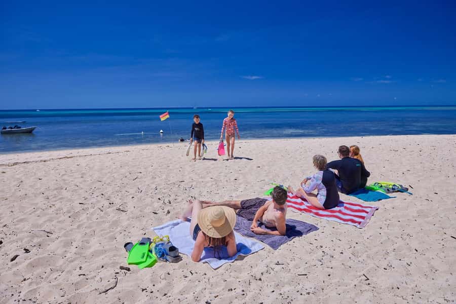 From Cairns: 2 Islands 1 day - Fitzroy & Green Islands - What the $138 price really covers