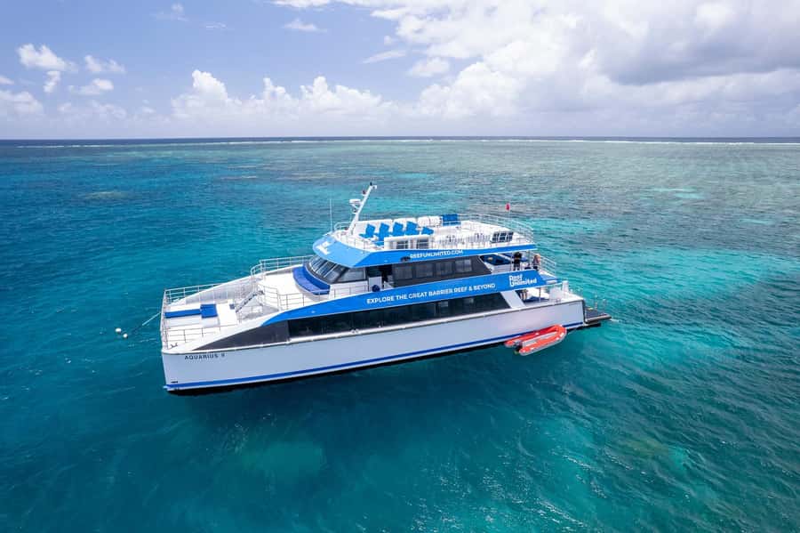 From Cairns: 2 Islands 1 day - Fitzroy & Green Islands - Who will get the most from this tour