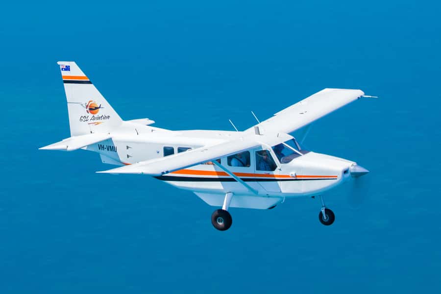 From Cairns: 40-Min Scenic Reef Window Seat Airplane Flight - Why the reef looks different from the air