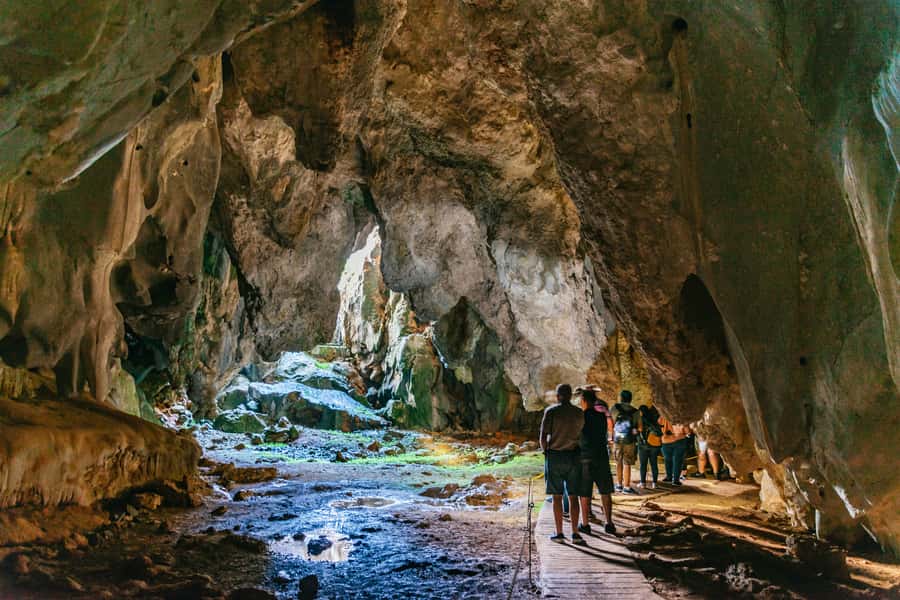 From Cairns: Chillagoe Caves and Outback Full-Day Tour - The day in four useful points