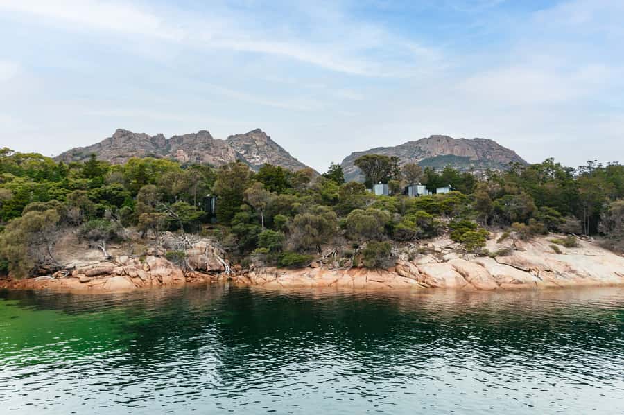 From Coles Bay: Wineglass Bay Cruise with Lunch - Commentary that adds more than place names
