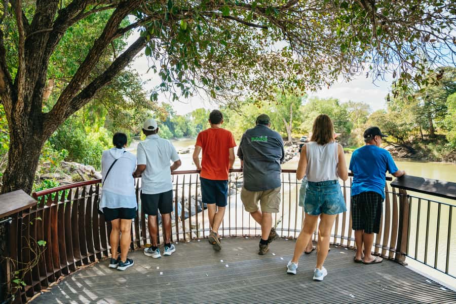 From Darwin: Kakadu Wilderness Escape Day Tour - Heat, weather, and the best time to go