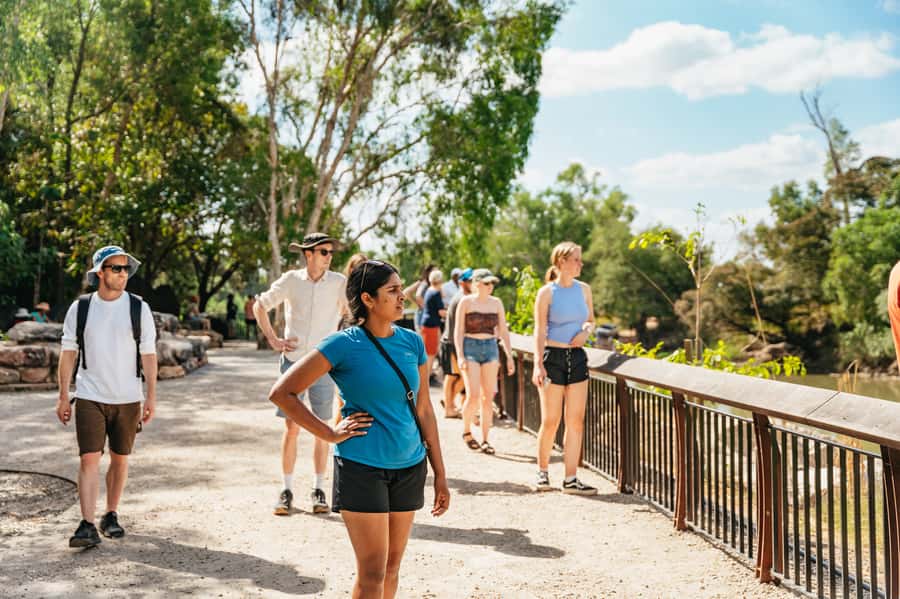 From Darwin: Kakadu Wilderness Escape Day Tour - Corroboree Park Tavern and lunch planning