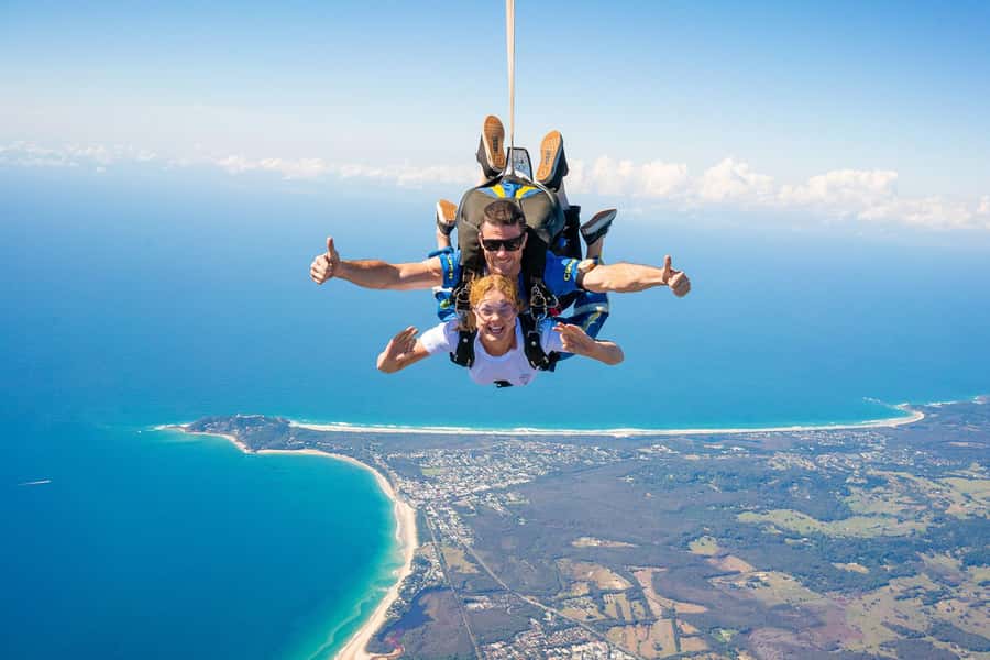 From Gold Coast: Tandem Skydive Experience over Byron Bay - The morning transfer from Surfers Paradise