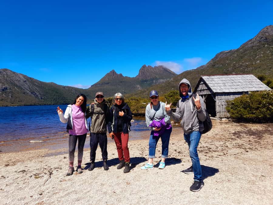 From Hobart: Active Day Trip to Cradle Mountain - Breakfast in Deloraine and the long road west