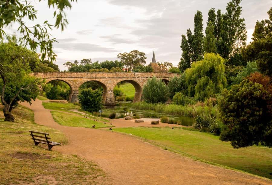 From Hobart: Richmond Village 4 hour Return Tour (Afternoon) - Who should take this Richmond tour?