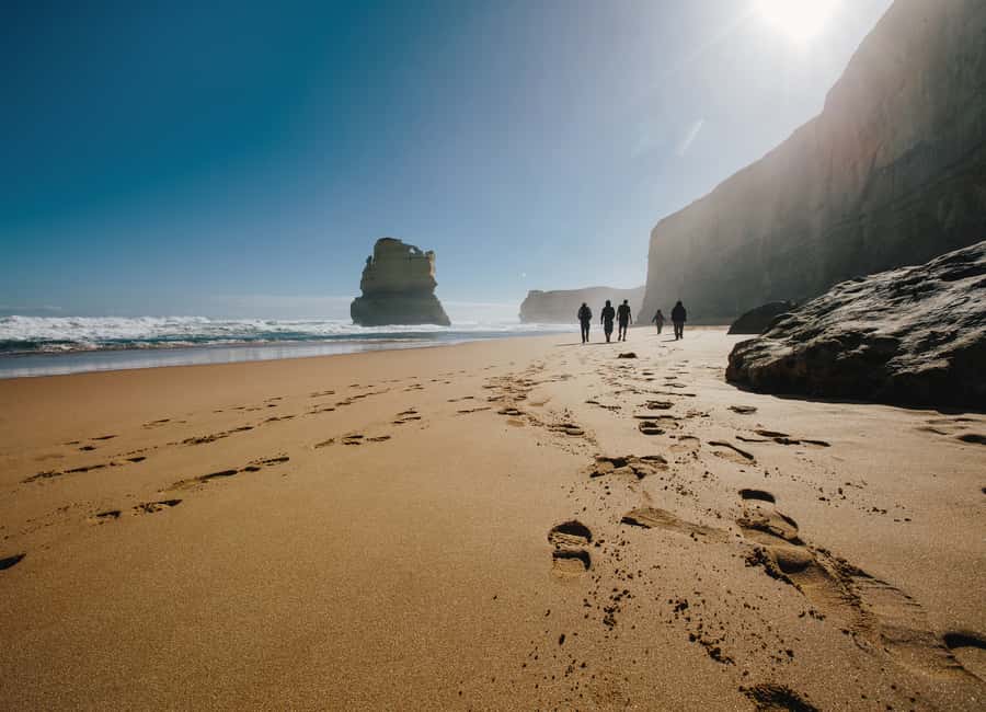From Melbourne: 2-Day Great Ocean Road & Grampians Escape - The long run to Halls Gap