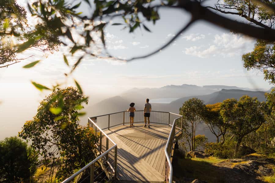 From Melbourne: Grampians National Park Small Group Tour - Leaving Melbourne through western Victoria