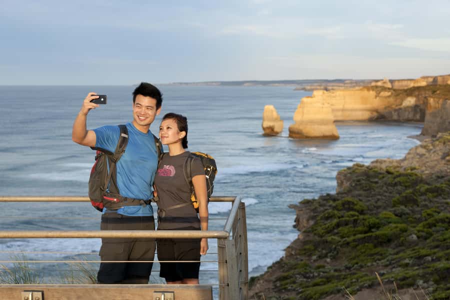 From Melbourne: Great Ocean Road & 12 Apostles Full-Day Tour - Starting in Melbourne before sunrise