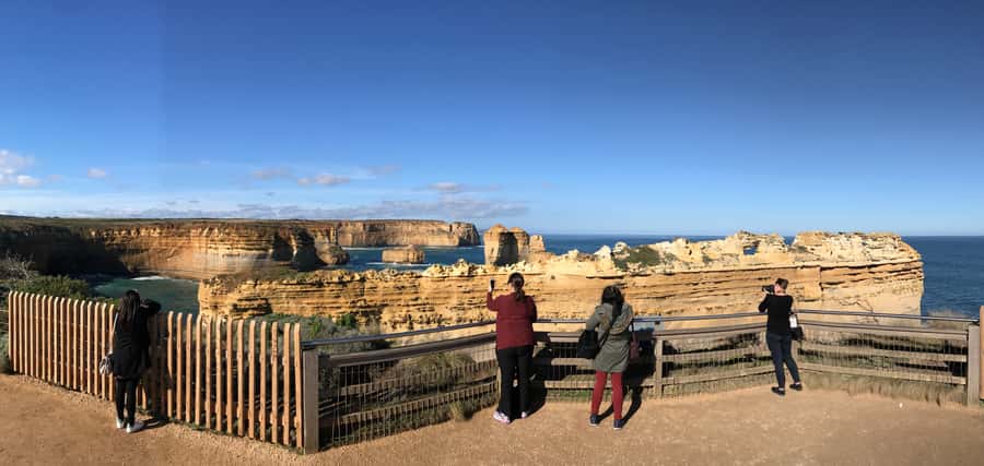 From Melbourne: Great Ocean Road Boutique Tour in Reverse - Apollo Bay and the long coastal return