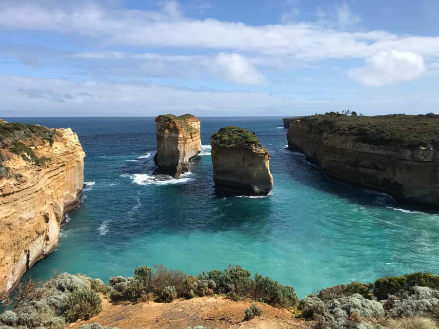 From Melbourne: Great Ocean Road Boutique Tour in Reverse - Guides, group size, and the feel of the day