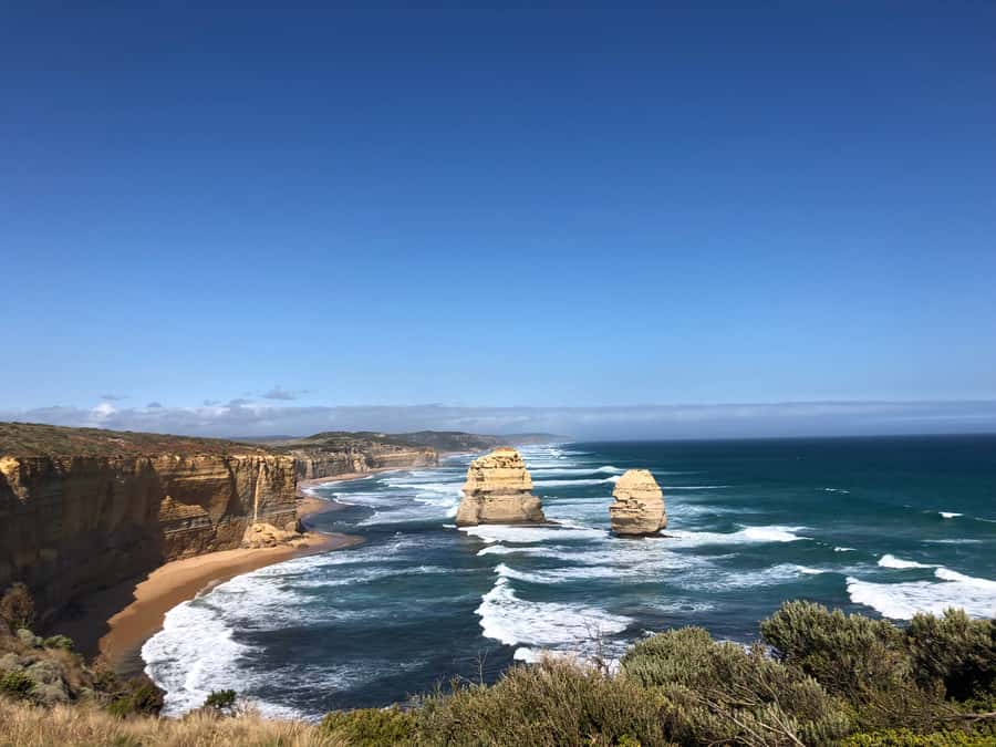From Melbourne: Great Ocean Road Day Tour - Leaving Melbourne in a medium-sized group
