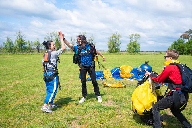 From Melbourne: Tandem Skydive over Great Ocean Road - Freefall at up to 220 kph