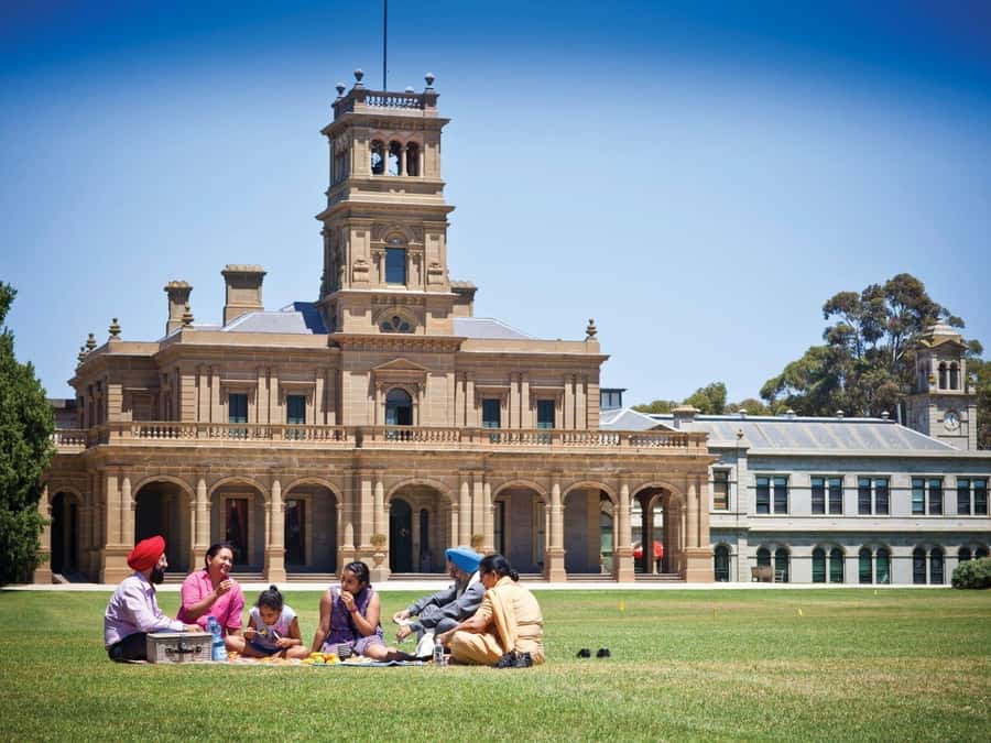 From Melbourne: Werribee Open Range Zoo & Werribee Mansion - Werribee Mansion and the Chirnside estate