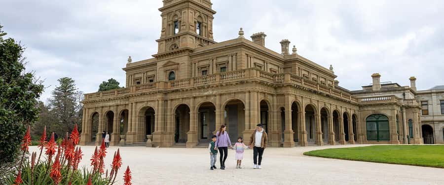 From Melbourne: Werribee Open Range Zoo & Werribee Mansion - Who should book this tour?