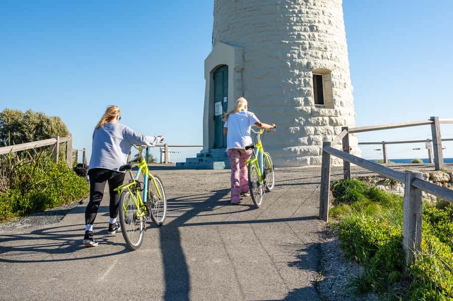 From Perth: Rottnest Island Full-Day Bike and Ferry Trip - Finding quokkas without treating them like pets