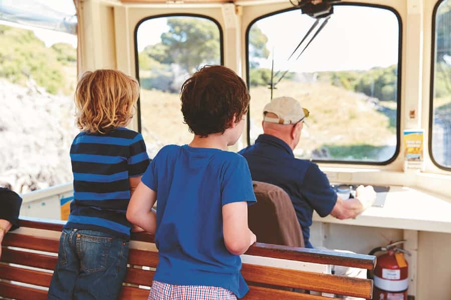 From Perth: Rottnest Island Grand Island Day Tour with Lunch - Getting from Perth to Hillarys Boat Harbour