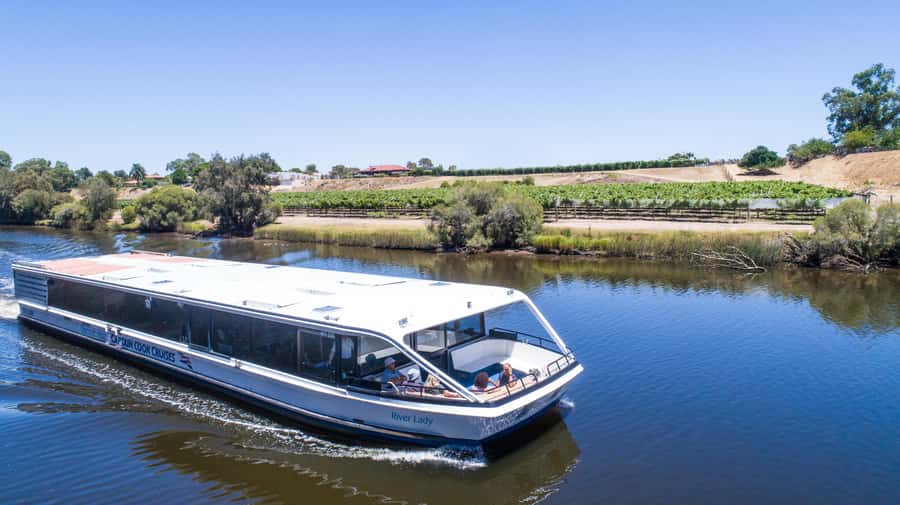 From Perth: Swan Valley Cruise, Winery, Cheese & Lunch - Morning wine, cheese, and a share platter