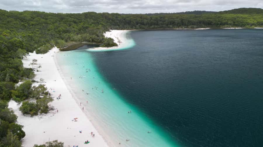 From Rainbow Beach: 2-Day K'gari (Fraser Island) 4WD Tour - Driving K’Gari’s eastern beach