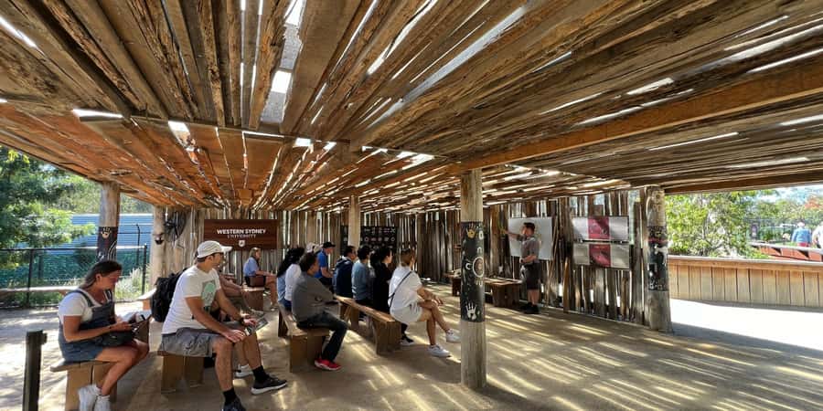 From Sydney: Blue Mountains, Sydney Zoo & Walking Tour - What this Blue Mountains day actually feels like